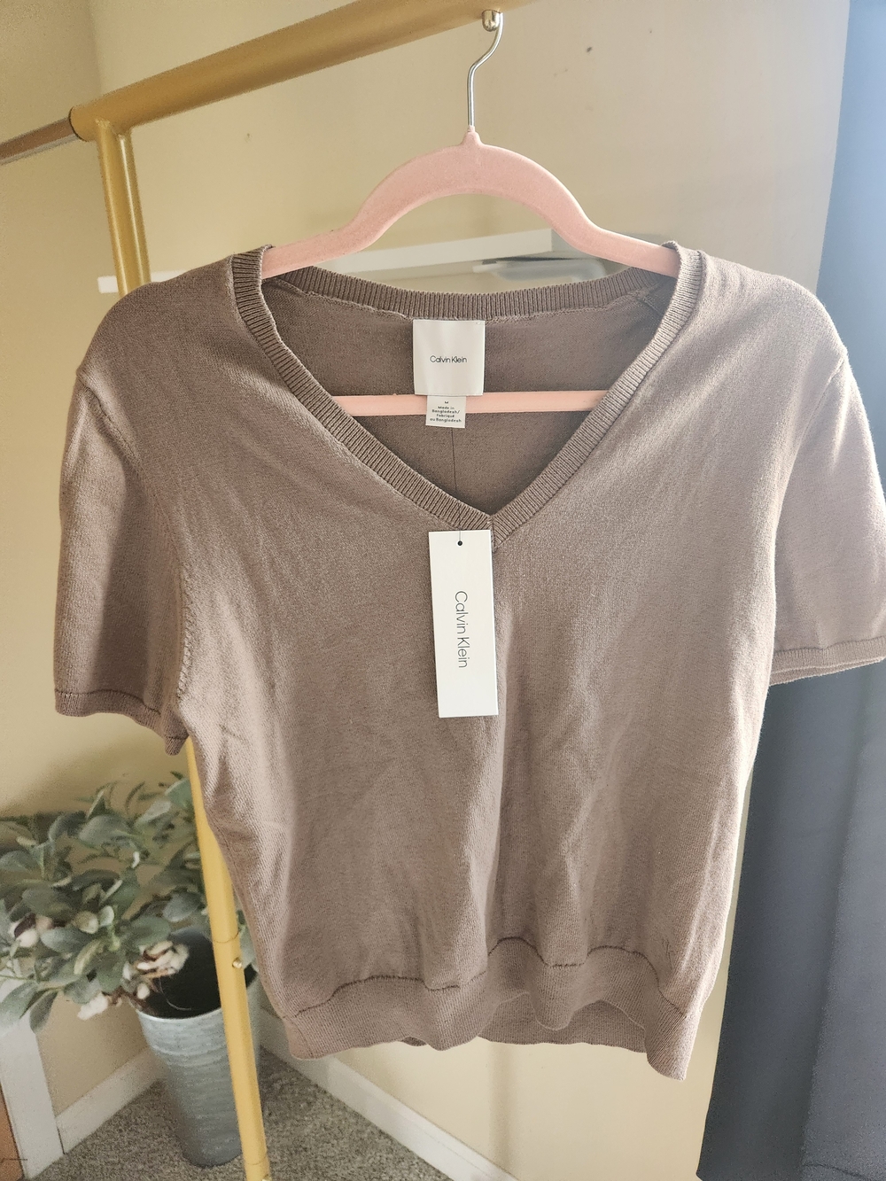 Calvin Klein Taupe V-Neck Short Sleeve Knit Top